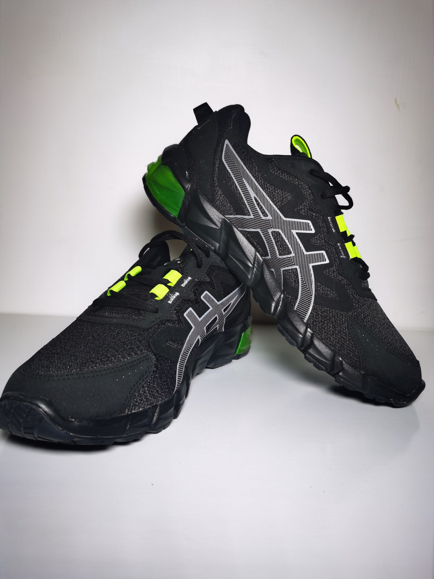 Asics Gel Quantum 90 Negro / Verde No 26.5