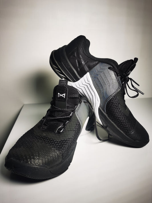 Nike Hyperlift Negro / Blanco No 24.5