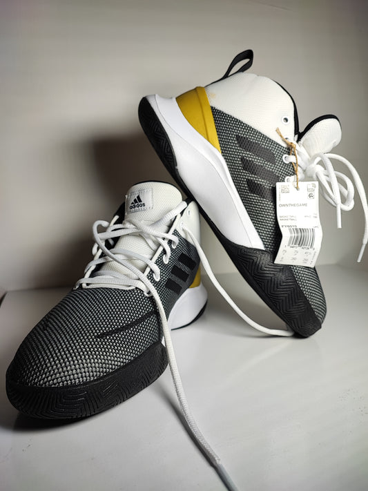 Adidas Own The Game Basketball Blanco / Negro No 26