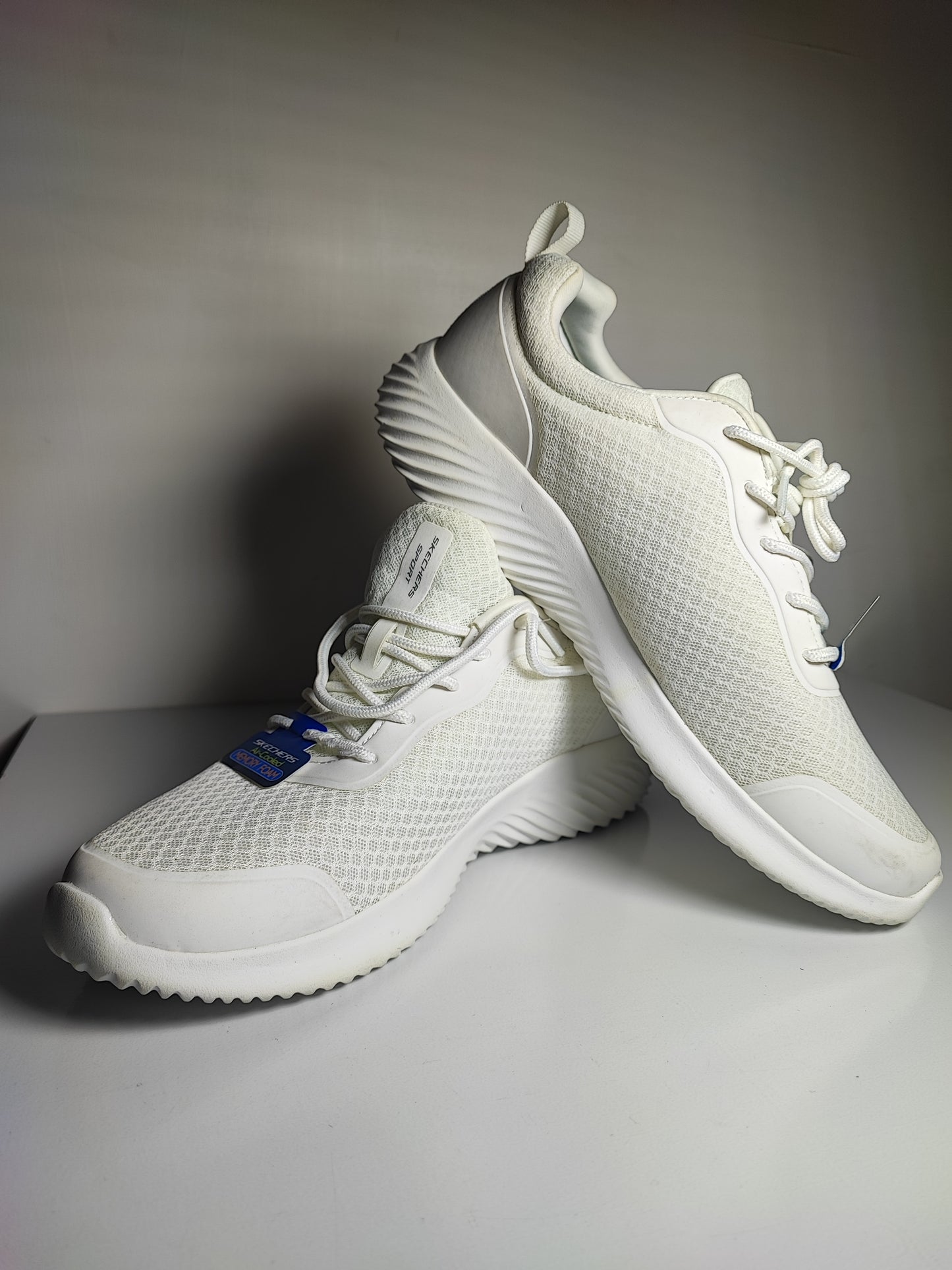 Skechers Air Cooled Memory Foam Blanco No 28.5