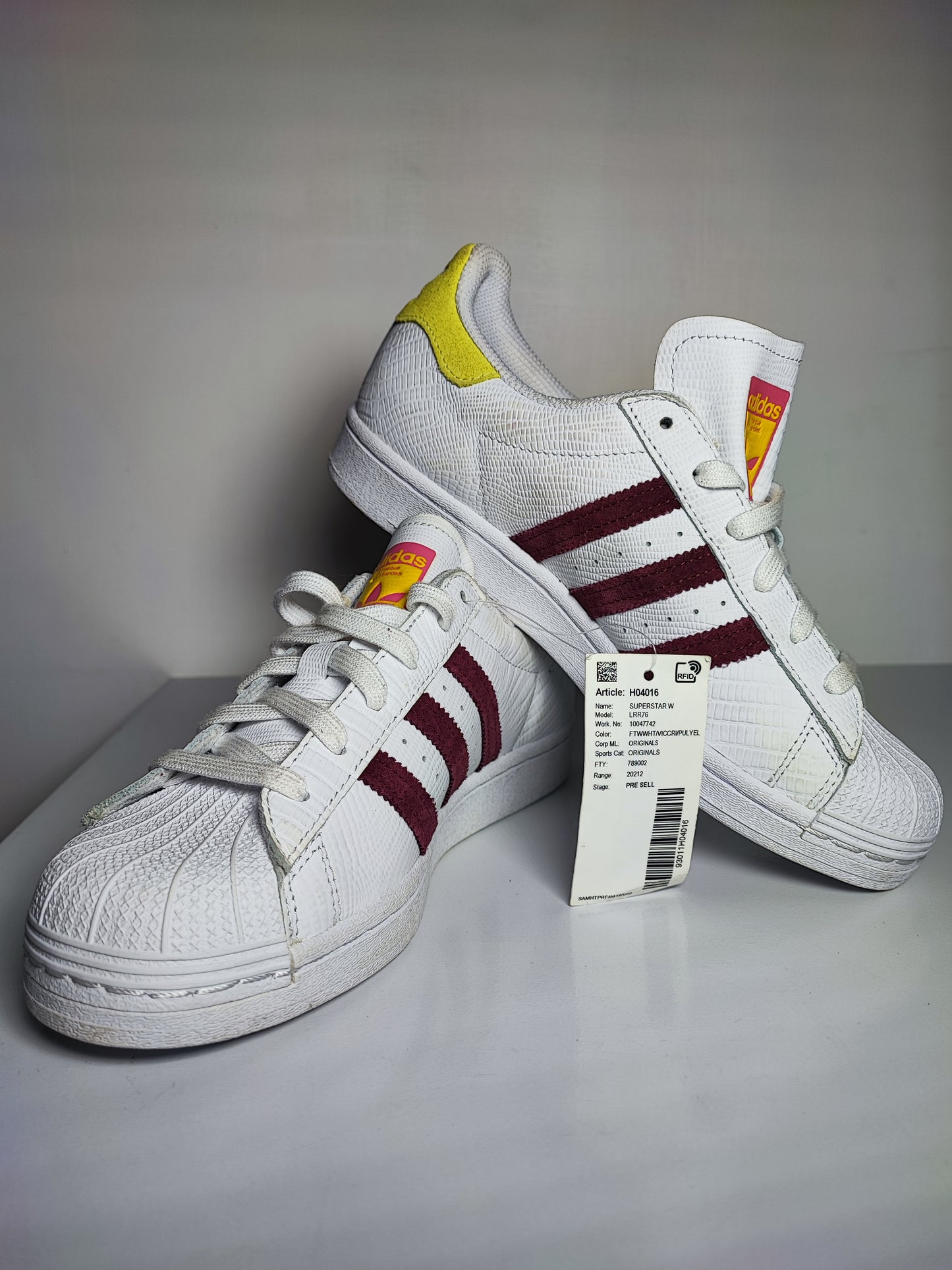 Adidas Superstar Casual Concha Blanco / Vino No 24