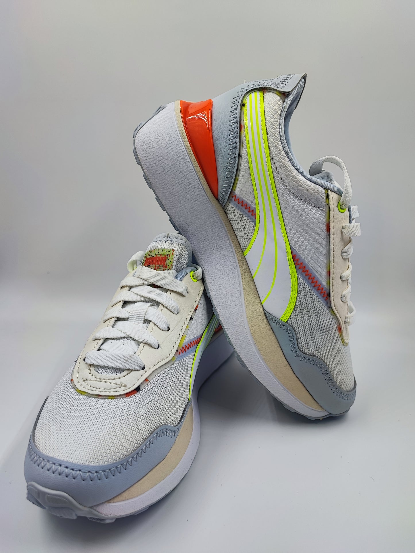 Puma Speed Racer Running Casual Blanco / Verde / Naranja No 22