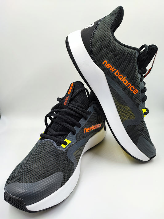 New Balance TNR Running Gris / Naranja No 27.5