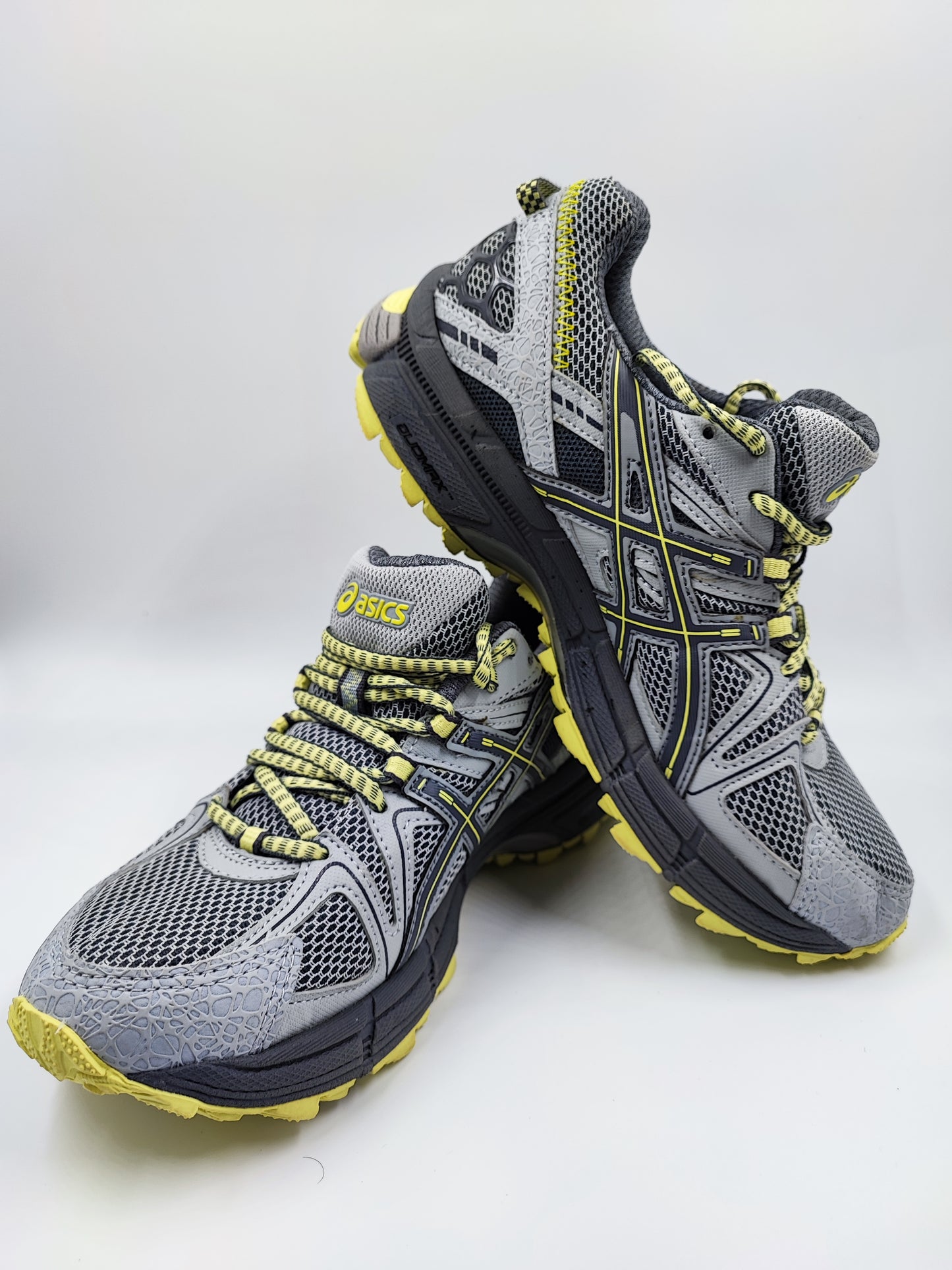 Asics Gel Kahana 8 Running Trail Gris / Amarillo No 23