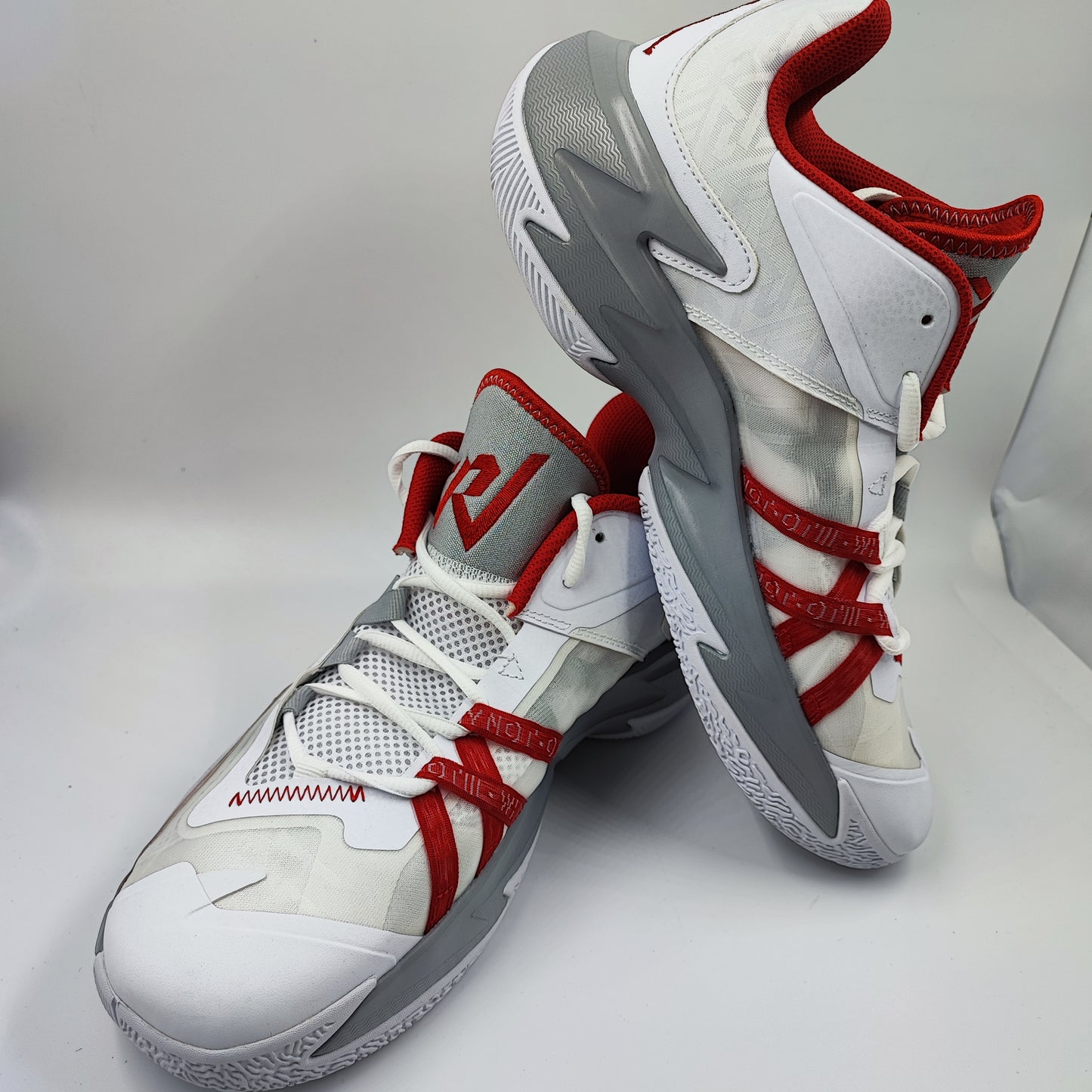 Jordan Basketball Blanco / Rojo / Gris No 27.5