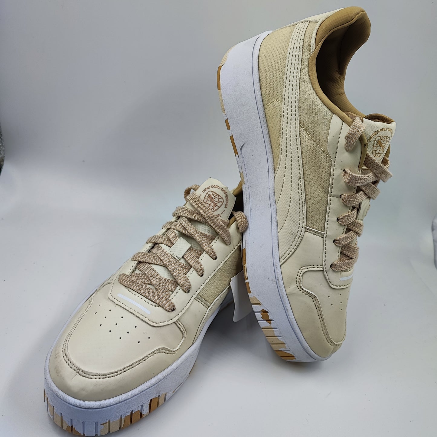 Puma Carina Street Casual Media Plataforma Beige / Blanco No 23.5