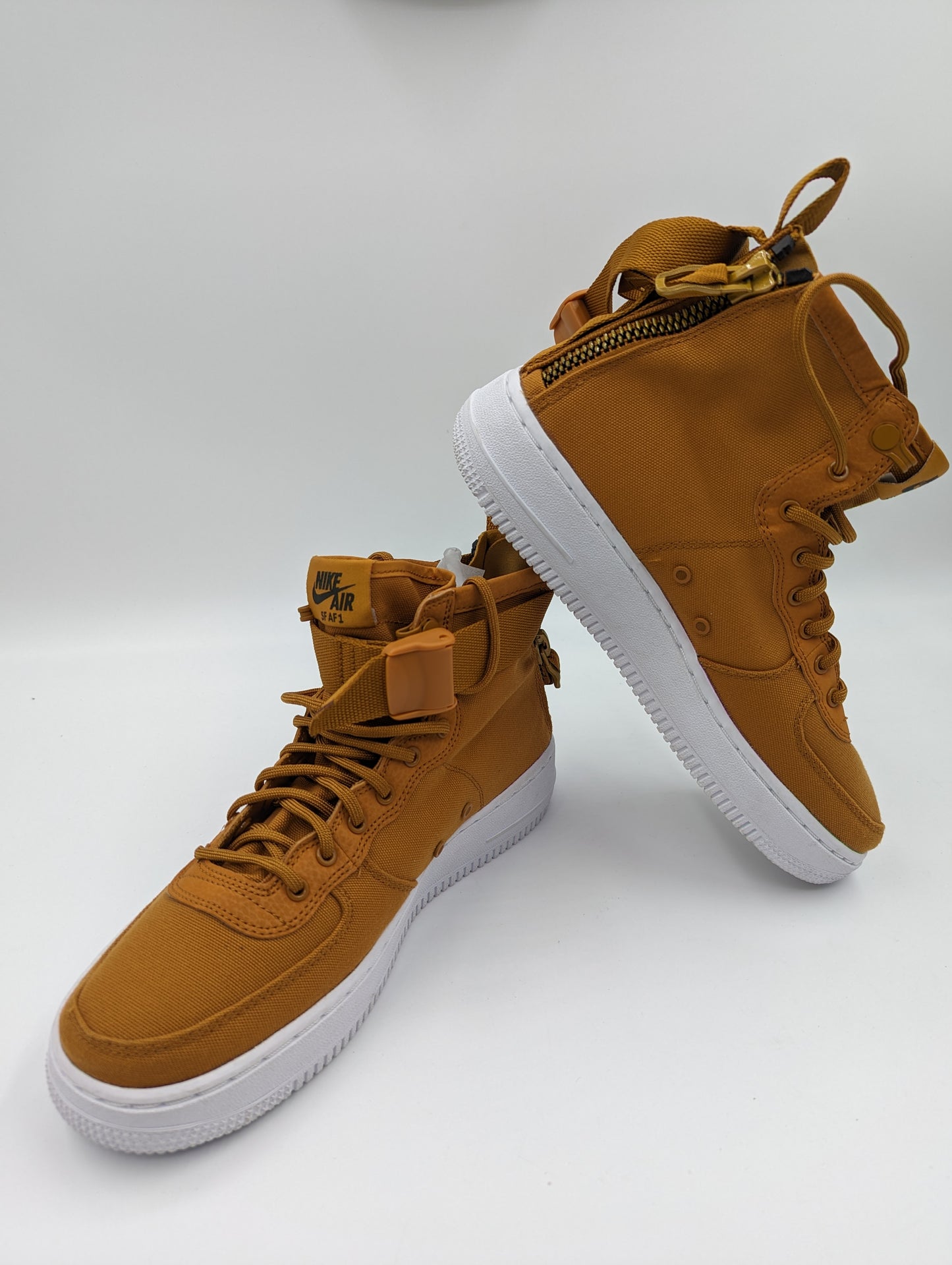 Nike SF AF1 Casual Bota Cafe / Blanco No 24