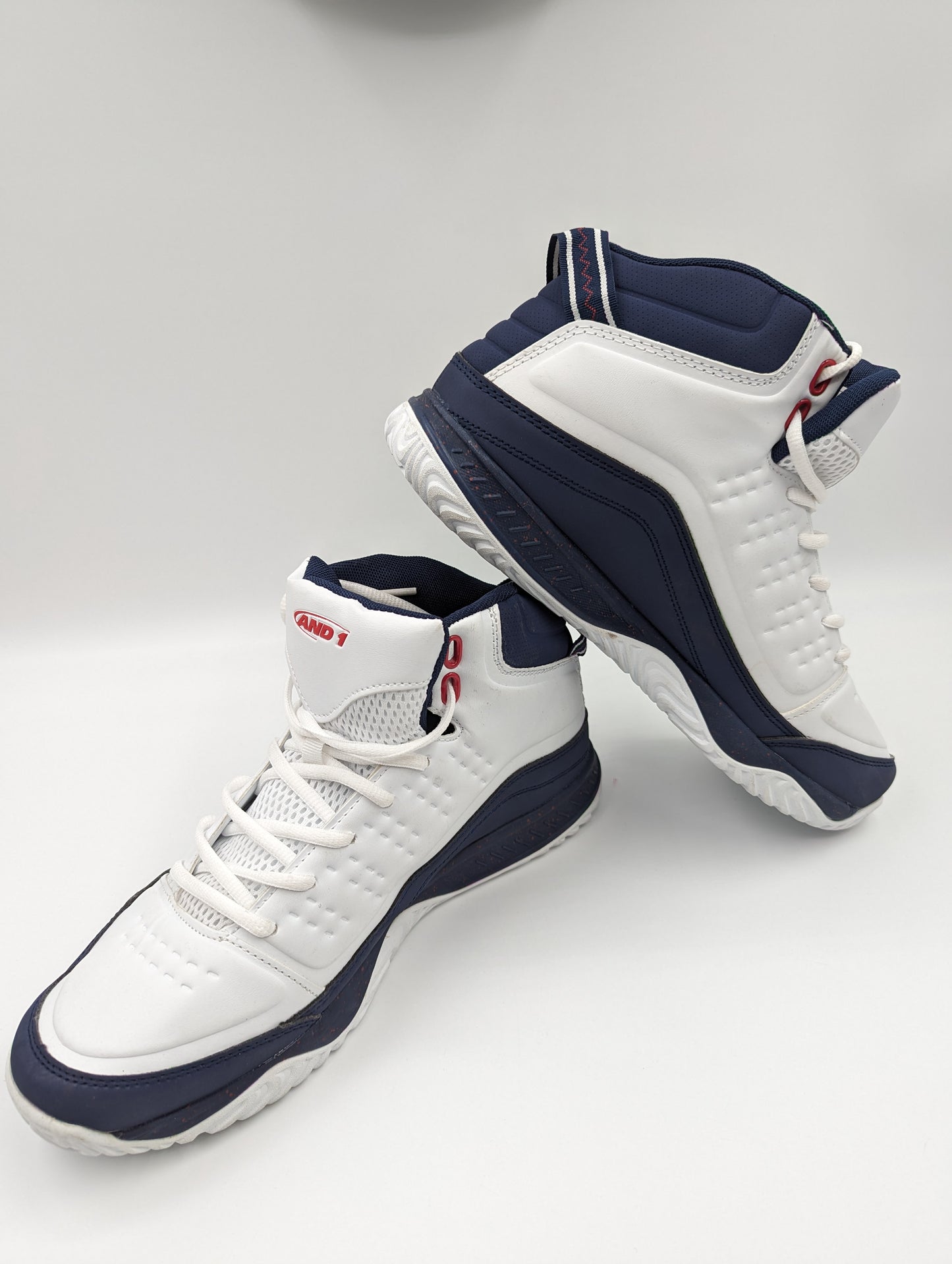 And 1 Basketball High Blanco / Azul No 28.5