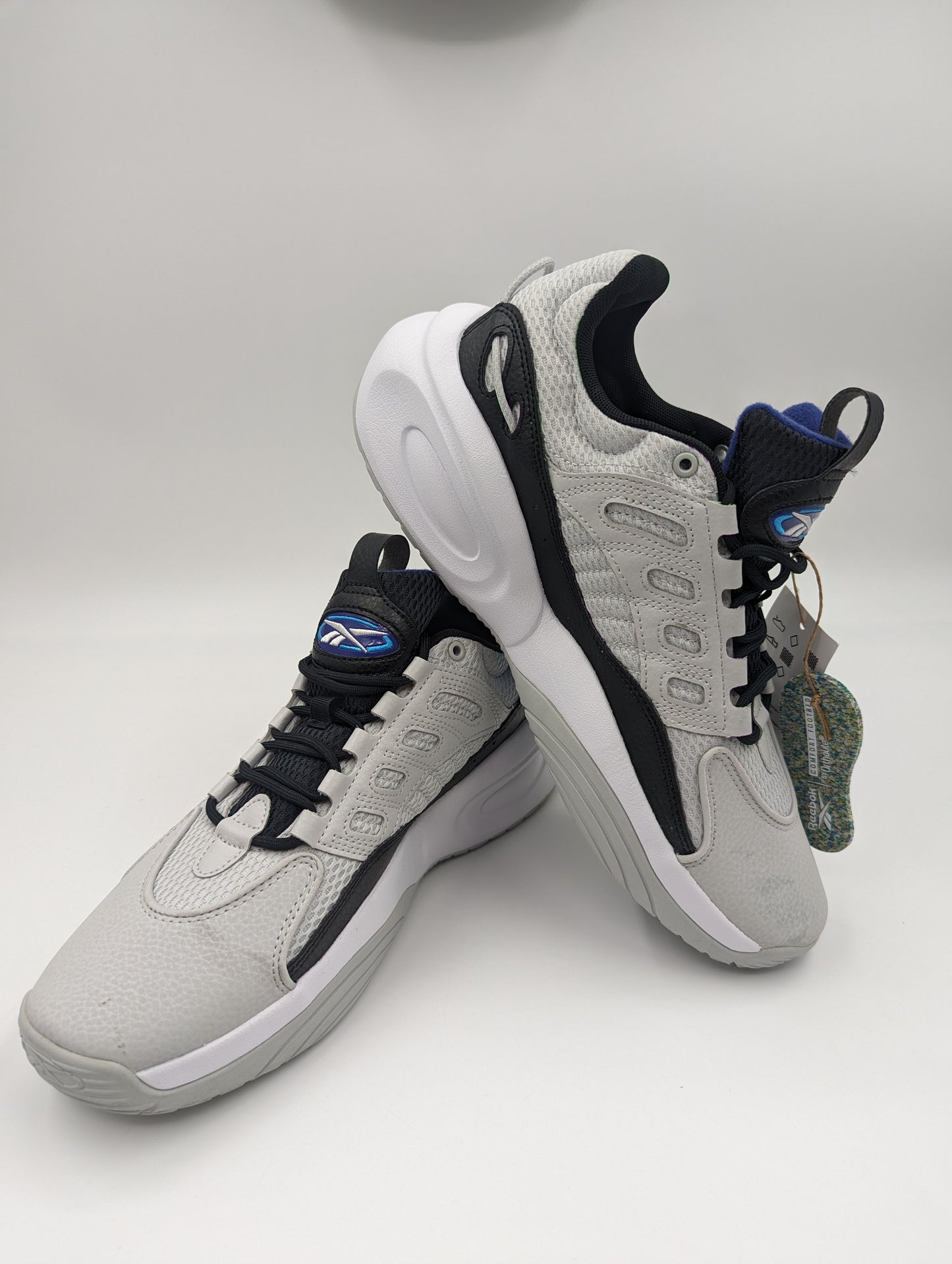 Reebok Basketball Solutions Mid Gris / Blanco / Negro No 27