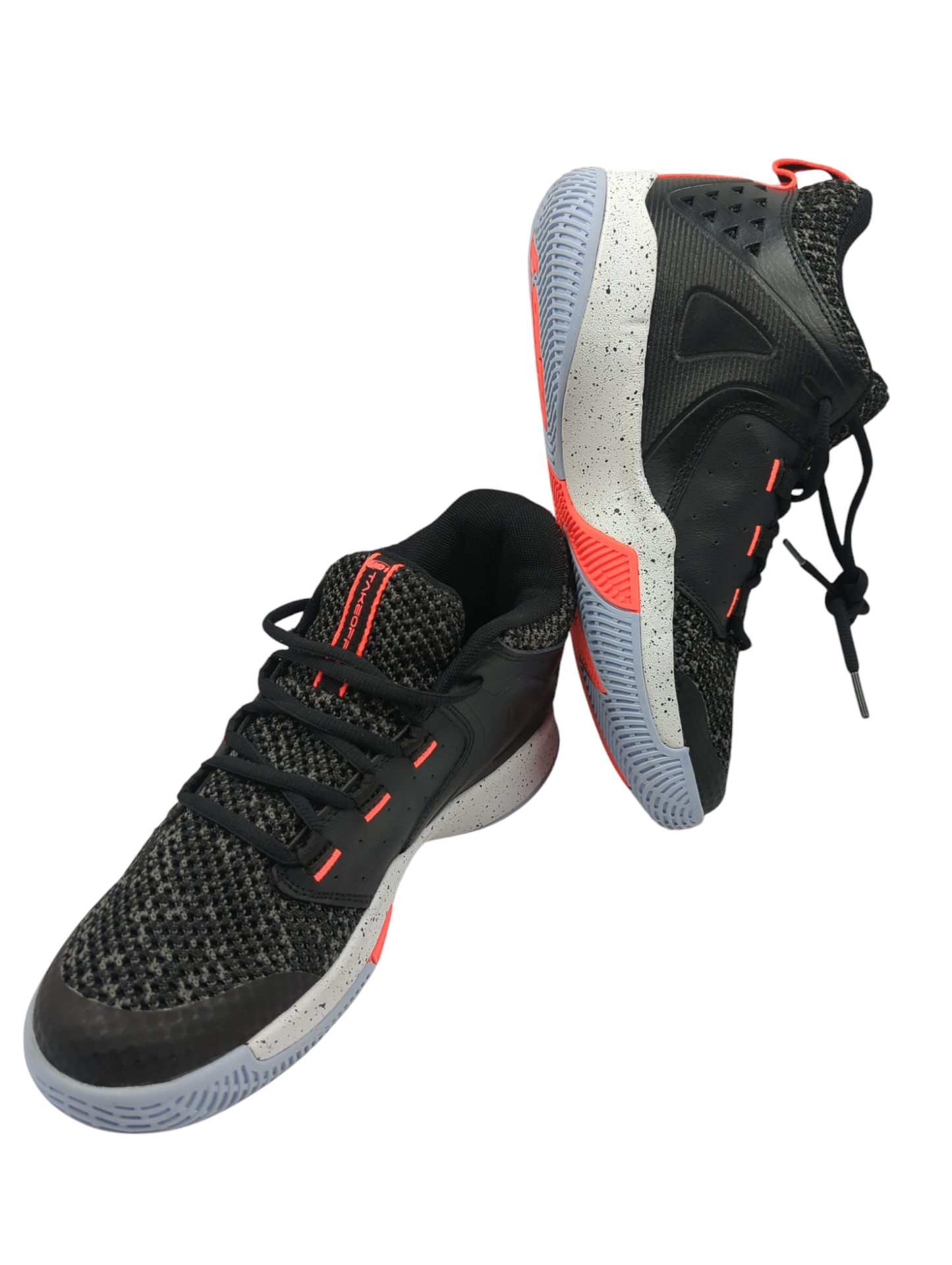 And 1 Take Off 3 Basketball Mid Negro / Blanco / Naranja No 26.5