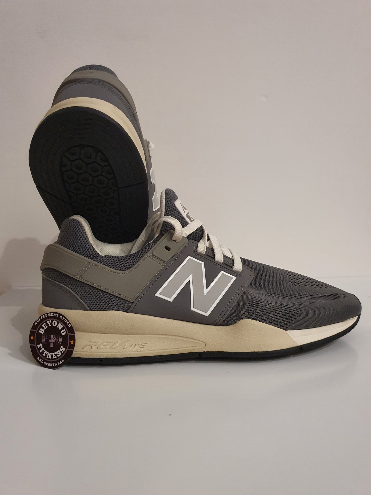 New Balance 247 No 27