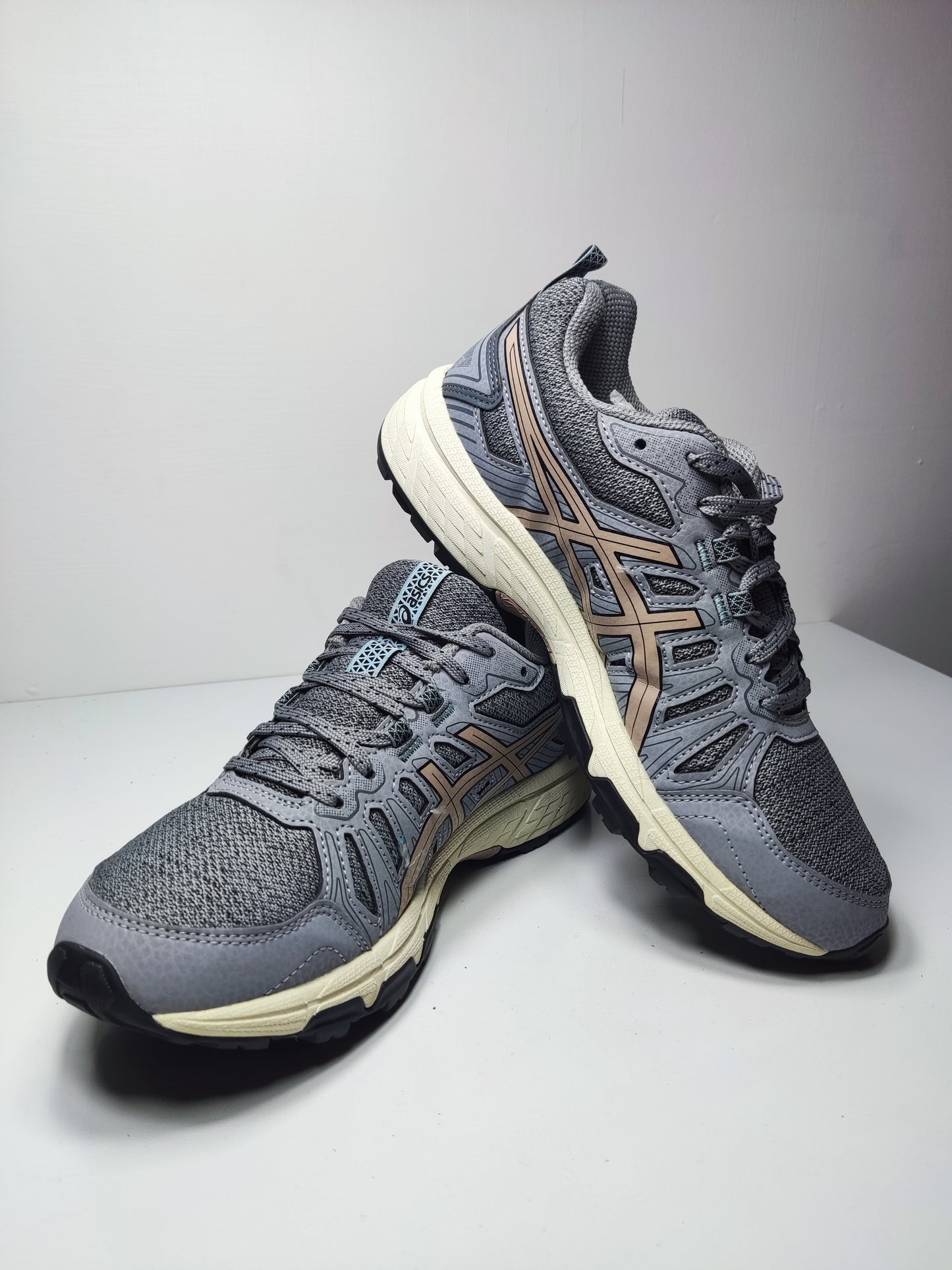 Asics Gel Venture No 23.5