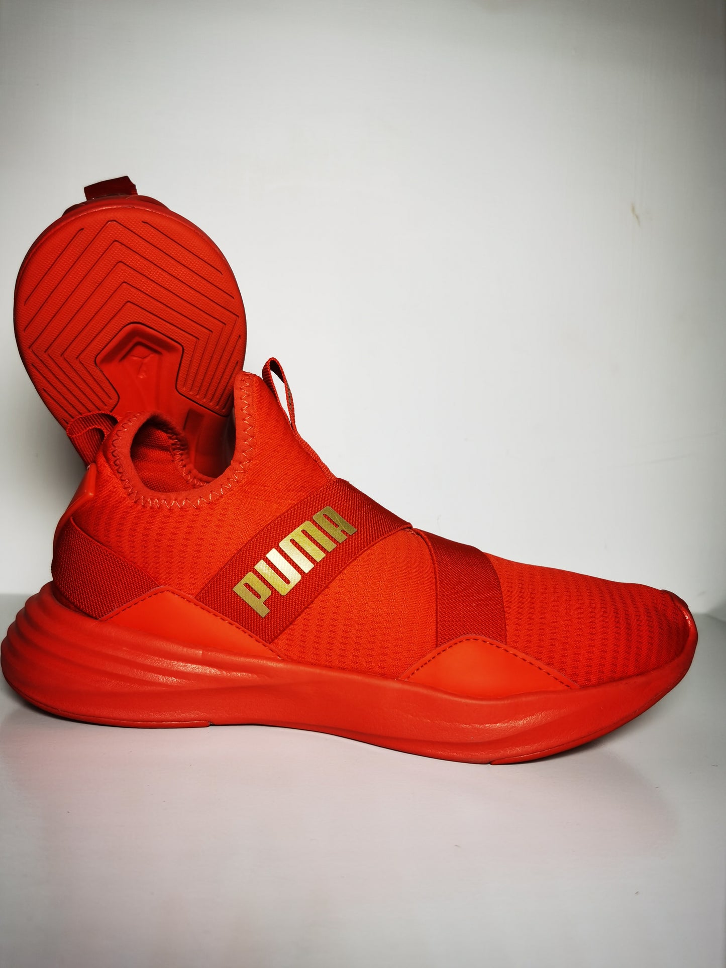 Puma Slip-On Cinta Rojo No 24.5