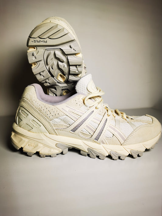 Asics Sonoma Beige No 23.5