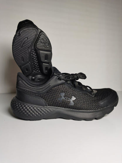 Under Armour Charged Negro No 23.5