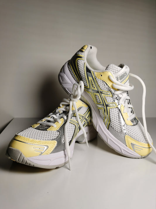 Asics 1130 Plata / Amarillo No 24
