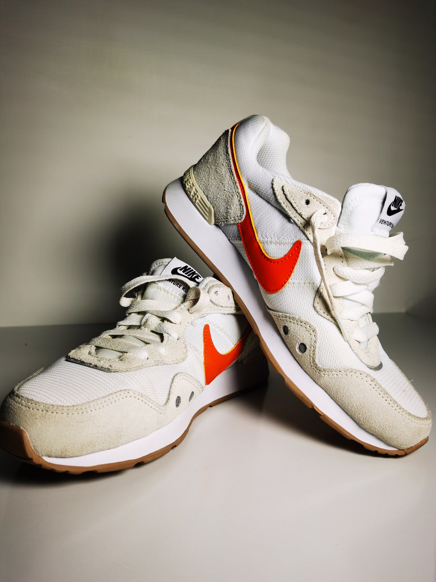 Nike Future Run Beige / Naranja No 23
