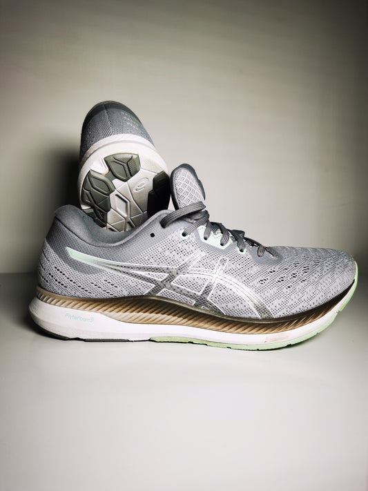 Asics Gel Flyte Foam Gris No 27.5