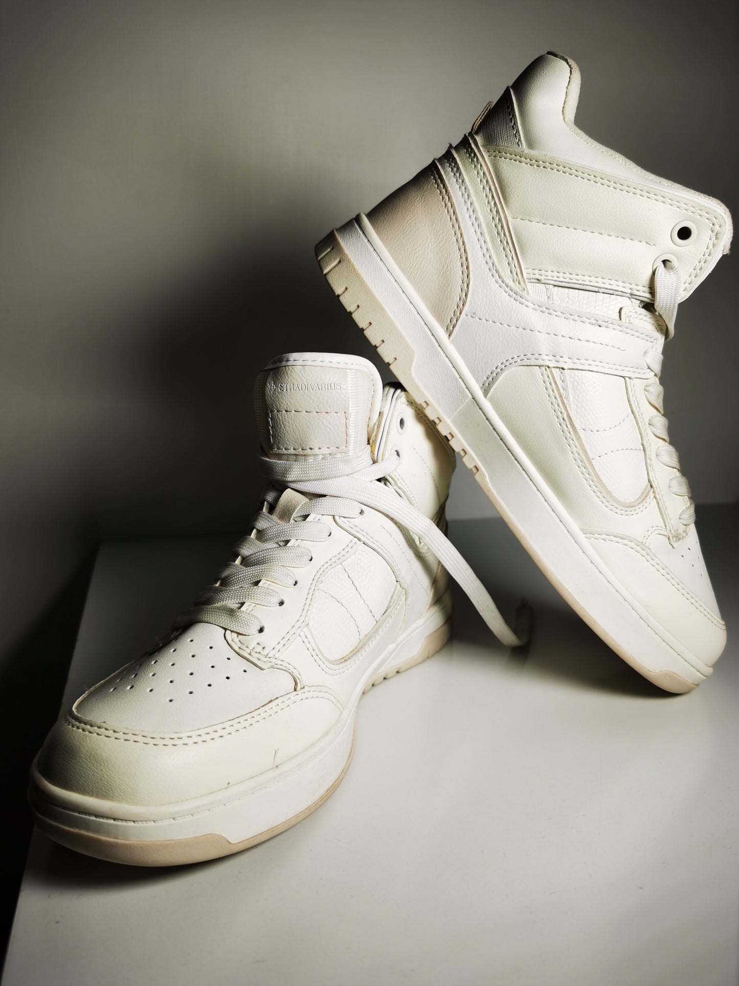 Bota Alta Stradivarius Blanco No 25.5