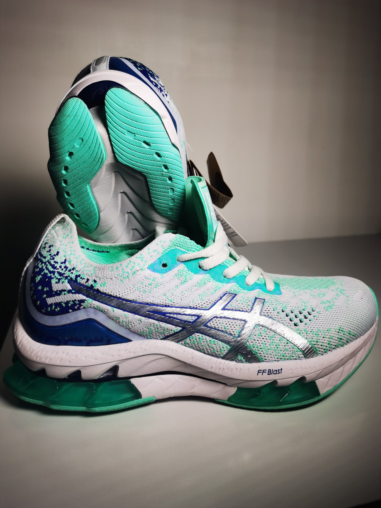 Asics Kinsei Blast Blanco / Turquesa No 24