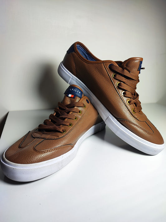 Tommy Hilfiger Cafe / Azul No 28
