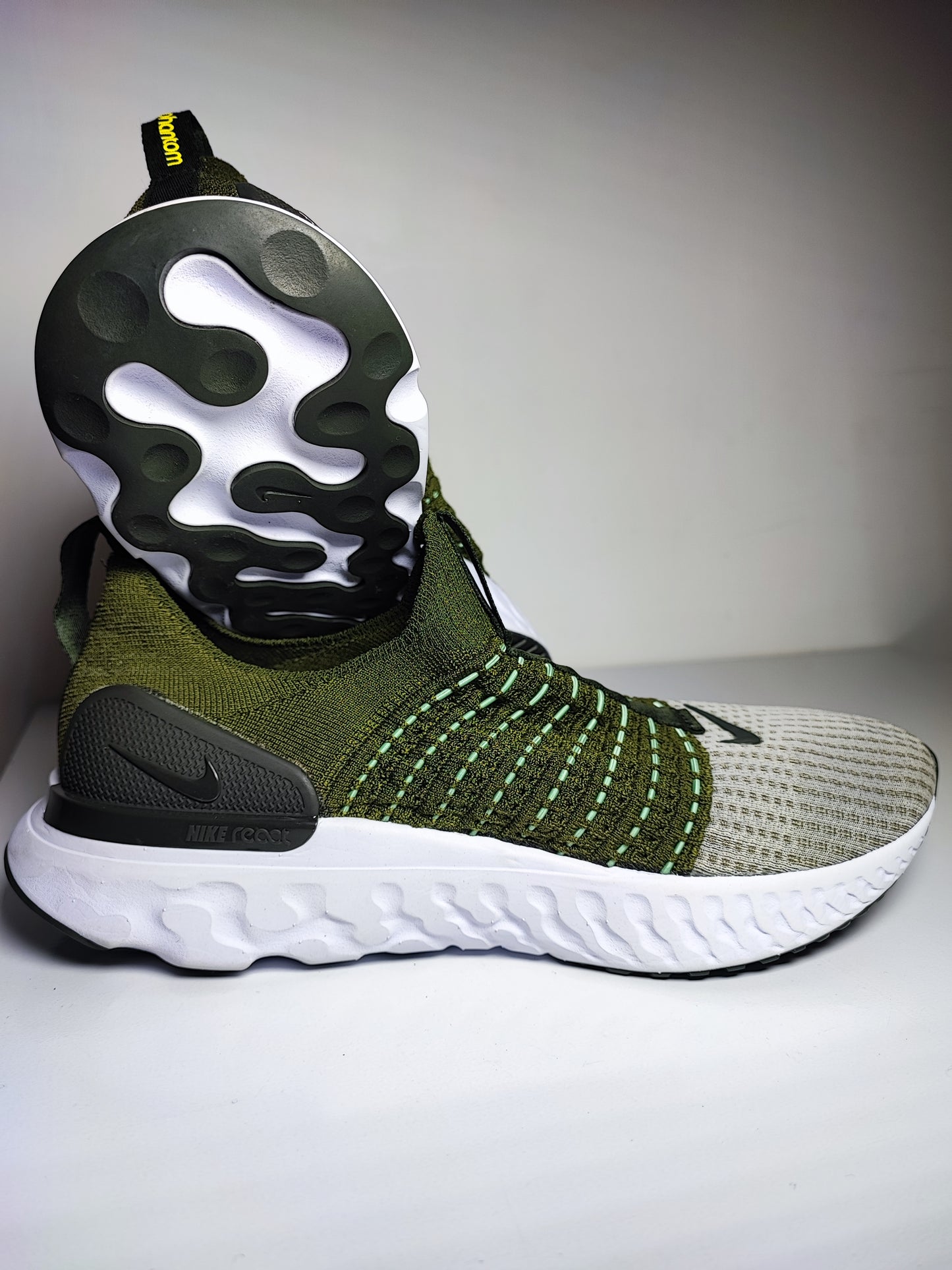 Nike Flip On React Verde / Blanco No 27