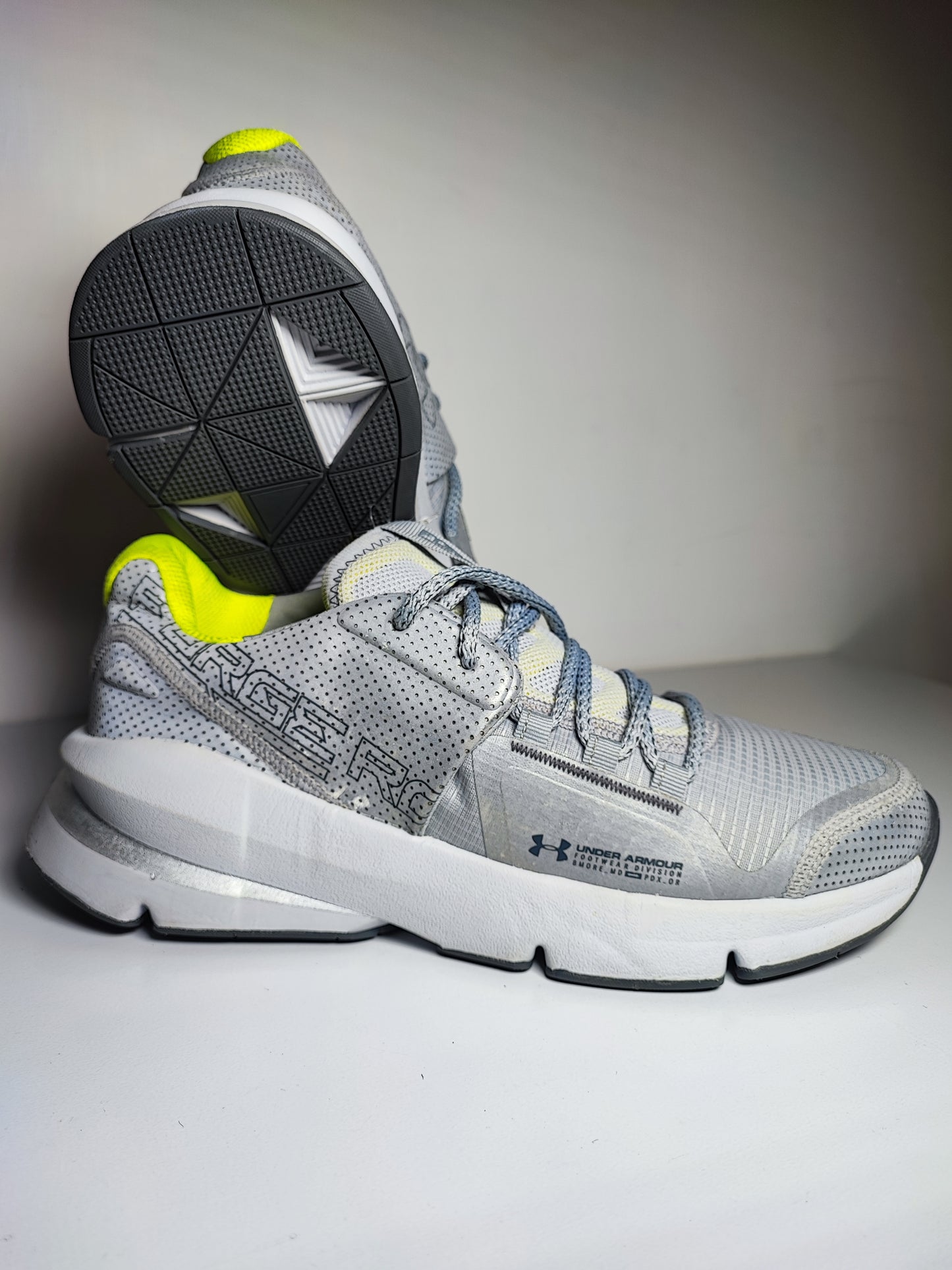 Under Armour Force Rc Plata / Verde No 27