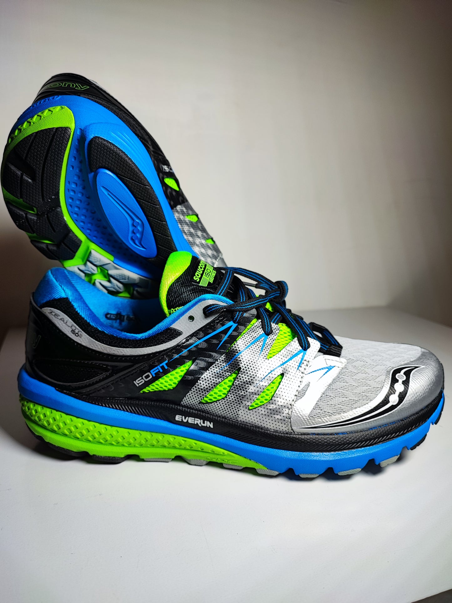 Saucony Isofit Plata / Azul / Negro / Verde No 29.5