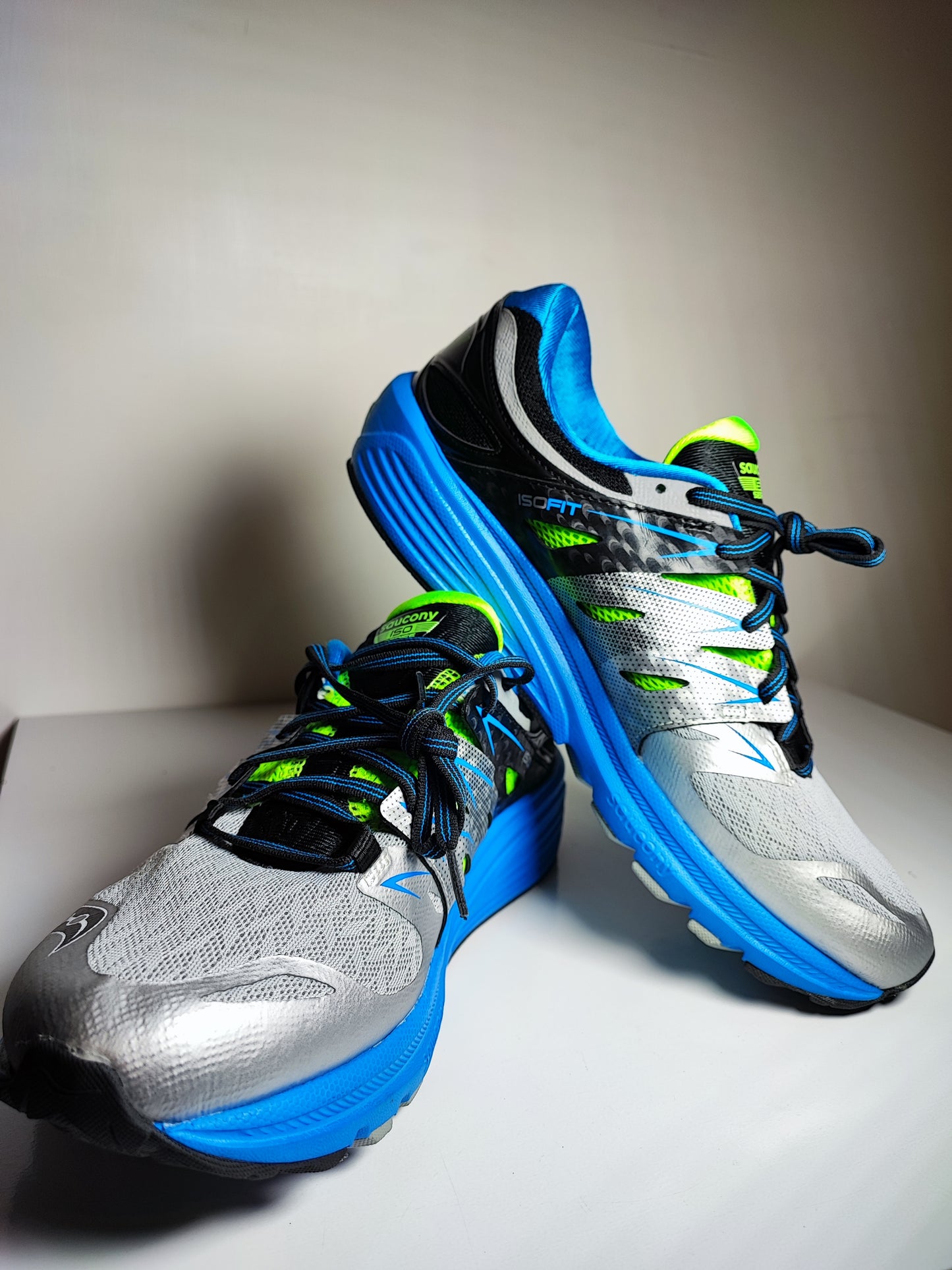 Saucony Isofit Plata / Azul / Negro / Verde No 29.5
