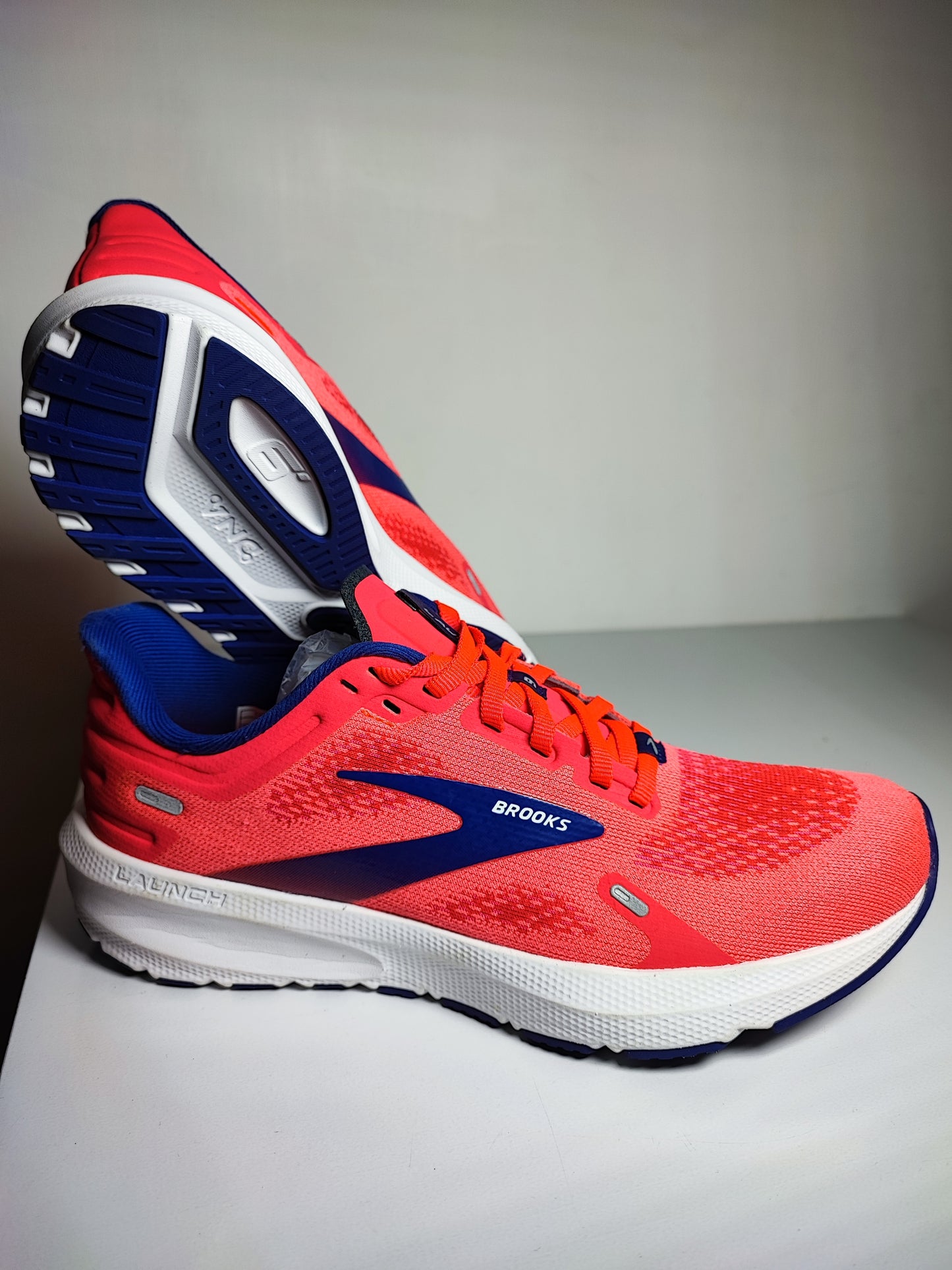 Brooks Launch-9 Rosa No 24.5