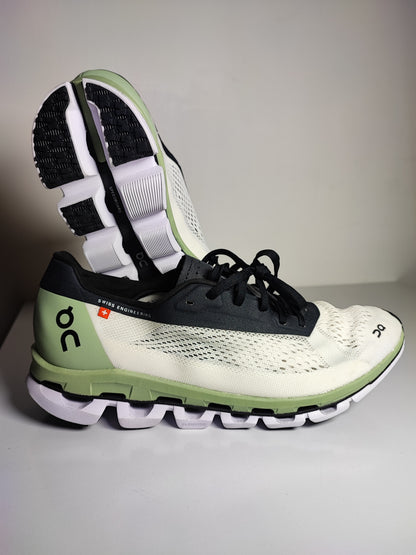 On Cloud Helion Verde / Beige No 24.5
