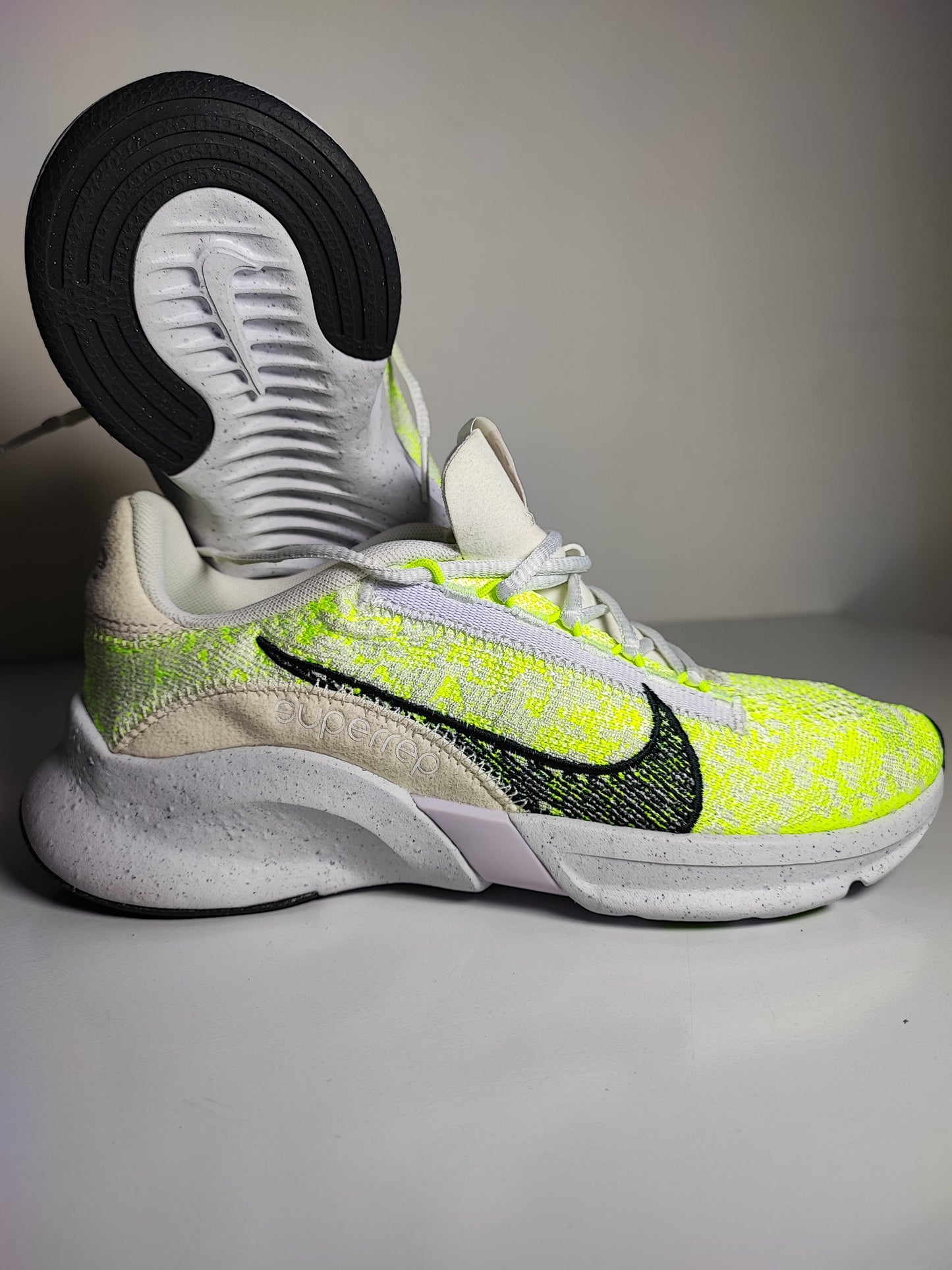 Nike Superrep Blanco / Verde Intenso No 23.5