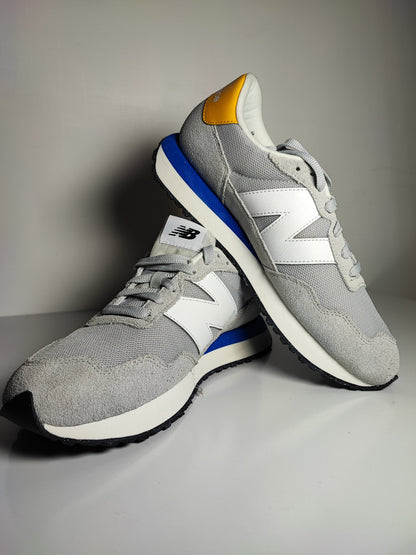 New Balance #237 Gris No 27.5
