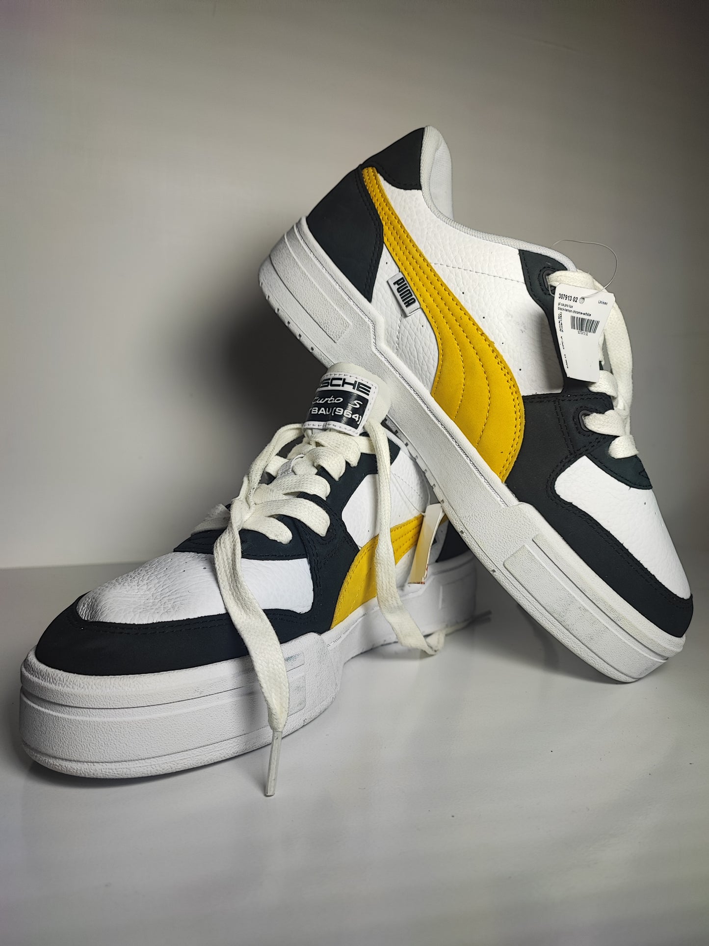 Puma Porsche 911 Platform Blanco / Negro / Amarillo No 27