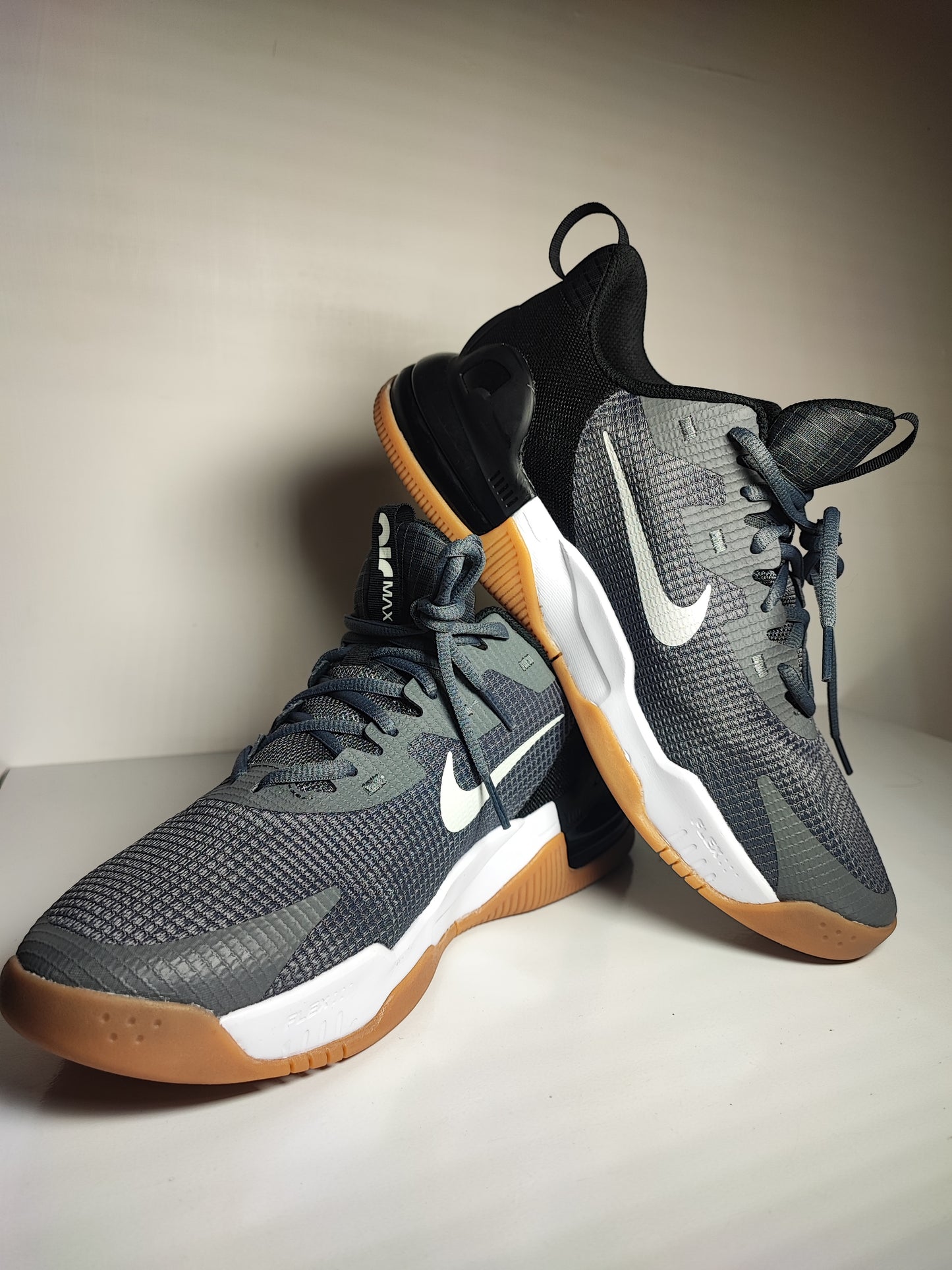 Nike Air Max Gris / Negro No 26