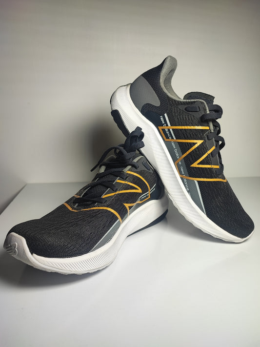 New Balance Propel Gris / Dorado No 24