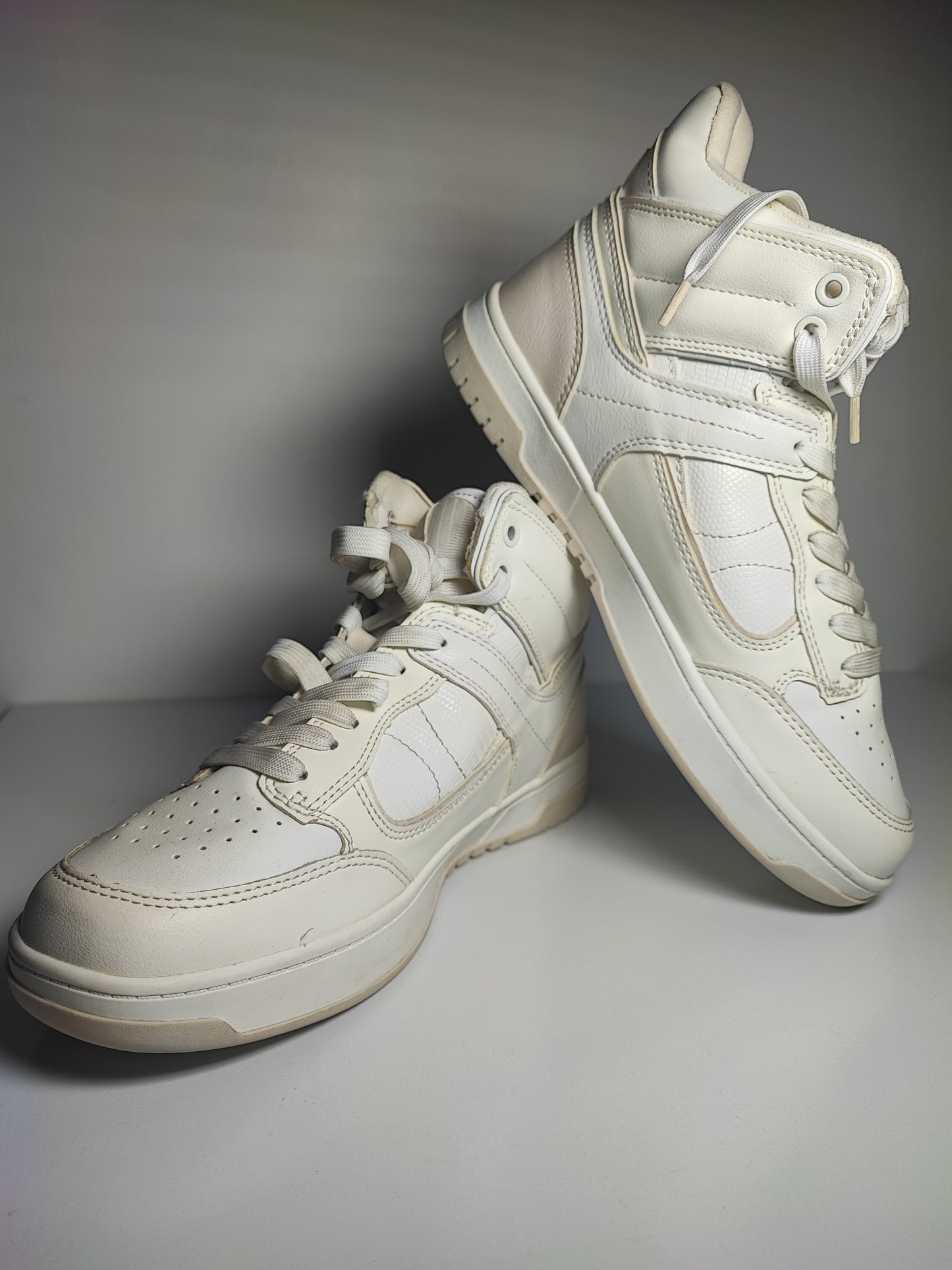 Bota alta Stradivarius Blanco No 25.5