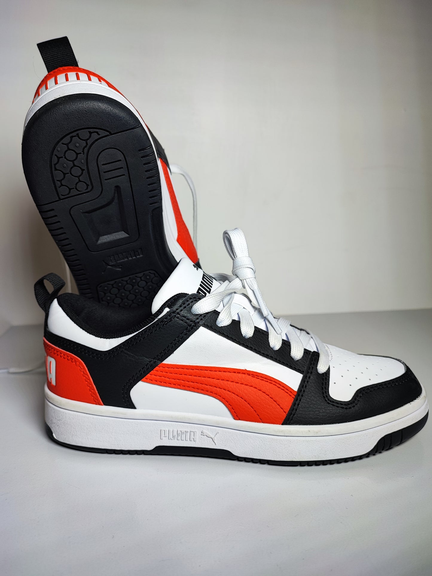 Puma Comfort Casual Blanco / Rojo / Negro No 23.5