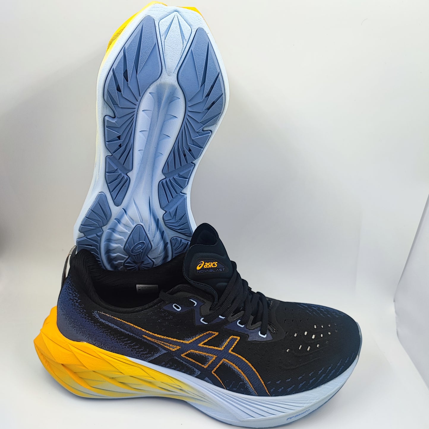 Asics Gel Novablast 4 Running Pro No 27