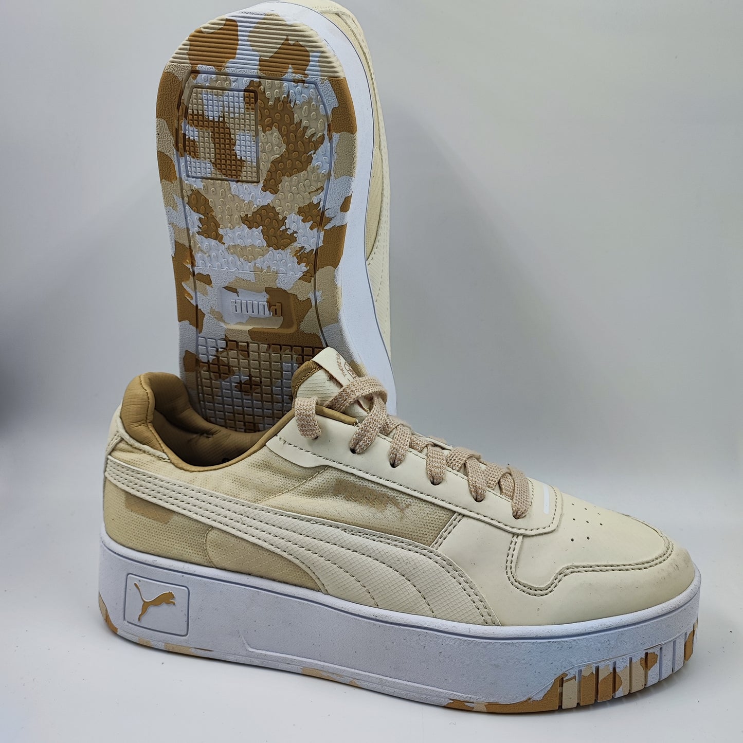 Puma Carina Street Casual Media Plataforma Beige / Blanco No 23.5