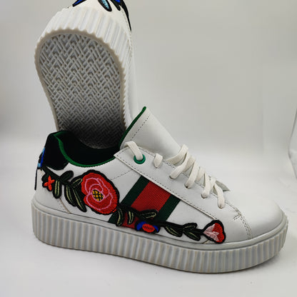 Tenis Dorothy Gainor Blanco / Bordado No 23