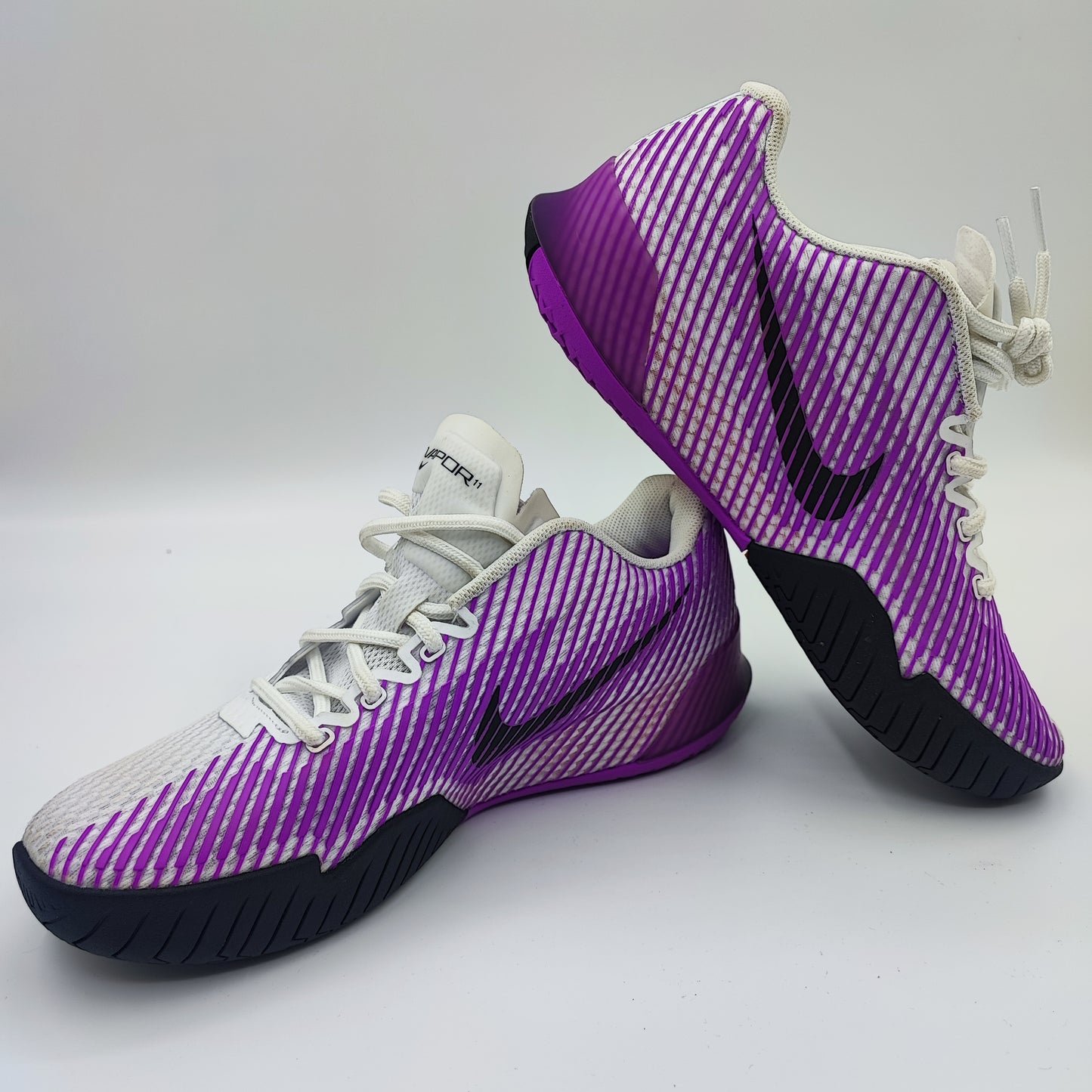 Nike Vapor 11 Tenis / Squash / Frontenis Blanco / Purpura No 25