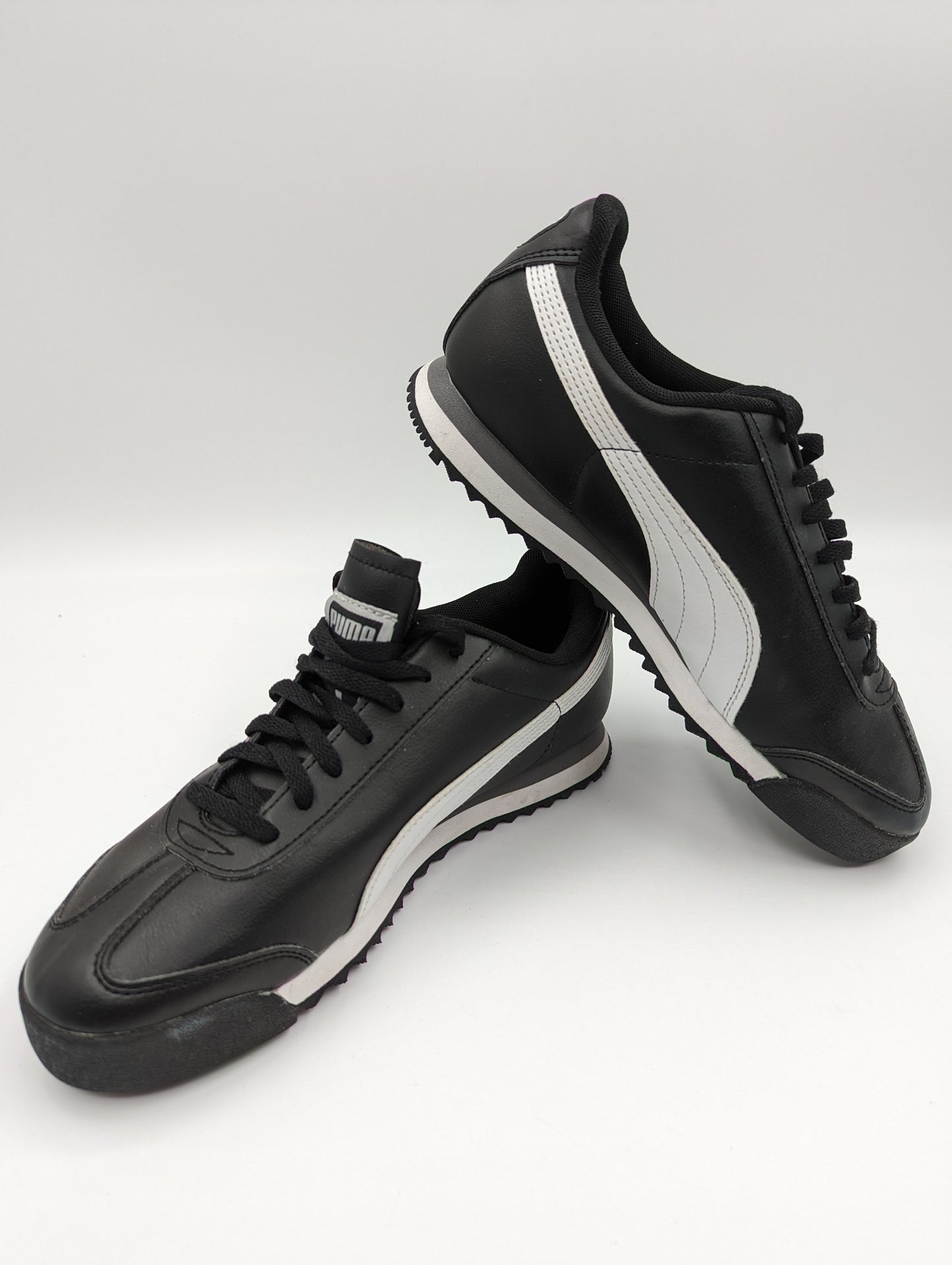 Puma Roma Casual Sport Negro / Blanco No 24
