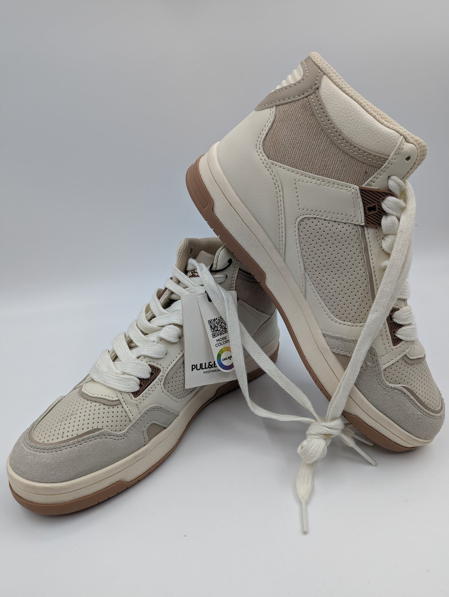 Pull And Bear Bota Casual Beige / Café No 24.5