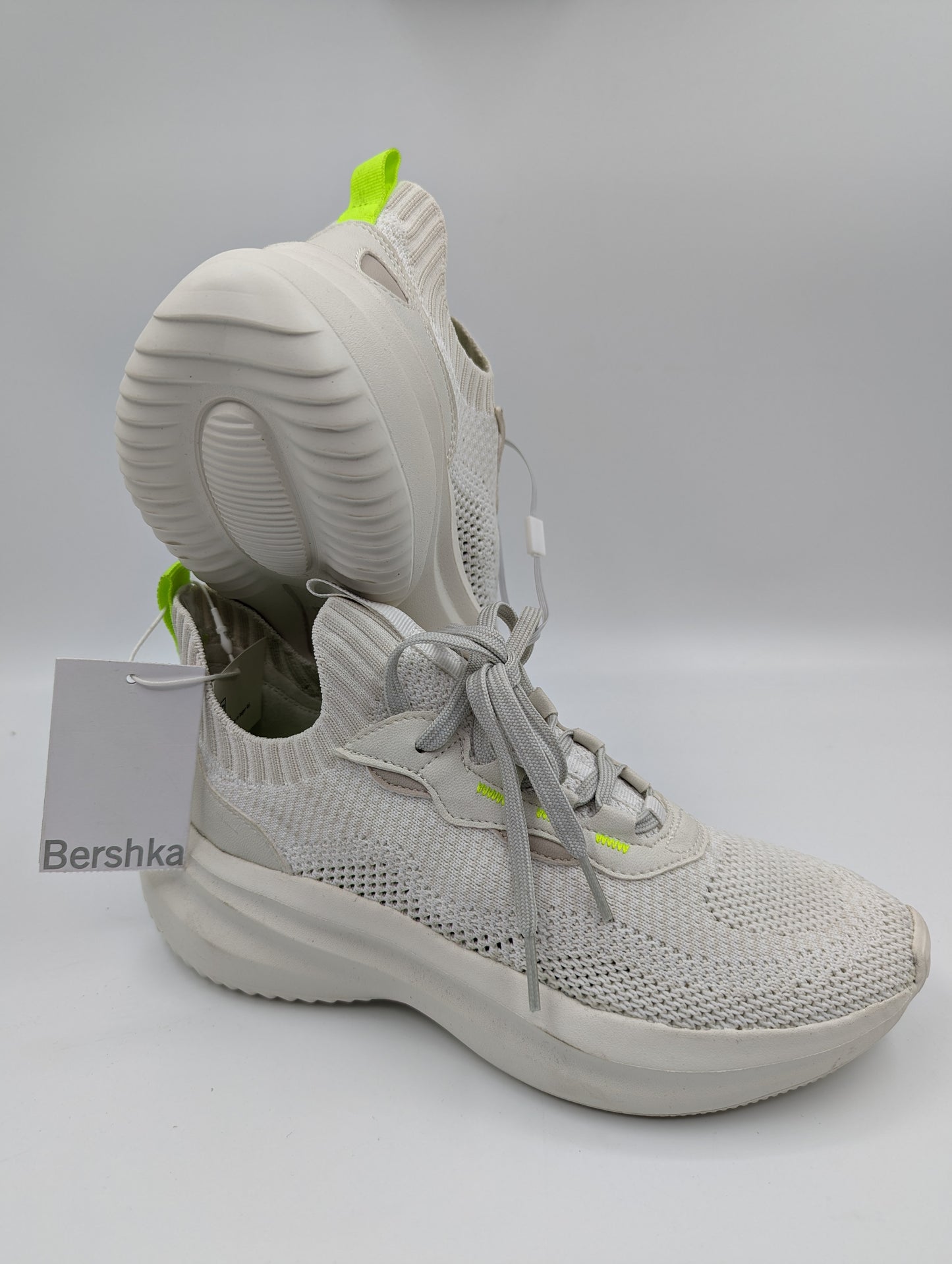 Berska Casual Sport Blanco / Toques Verde No 25.5