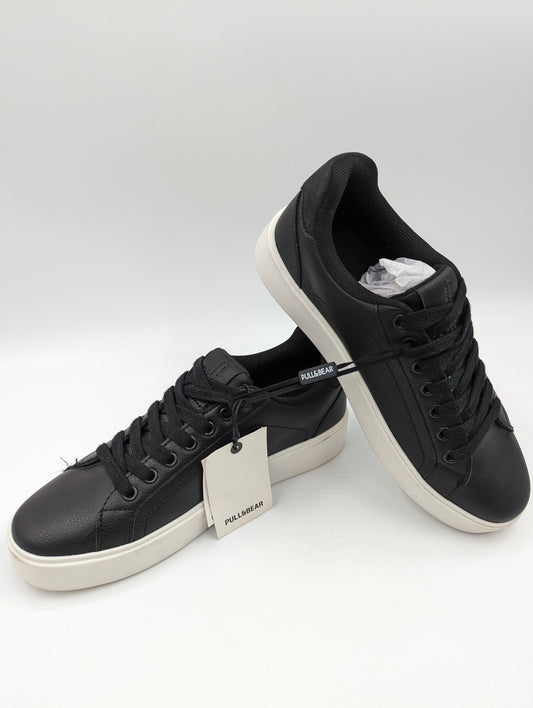 Pull And Bear Casual Negro / Blanco No 23.5