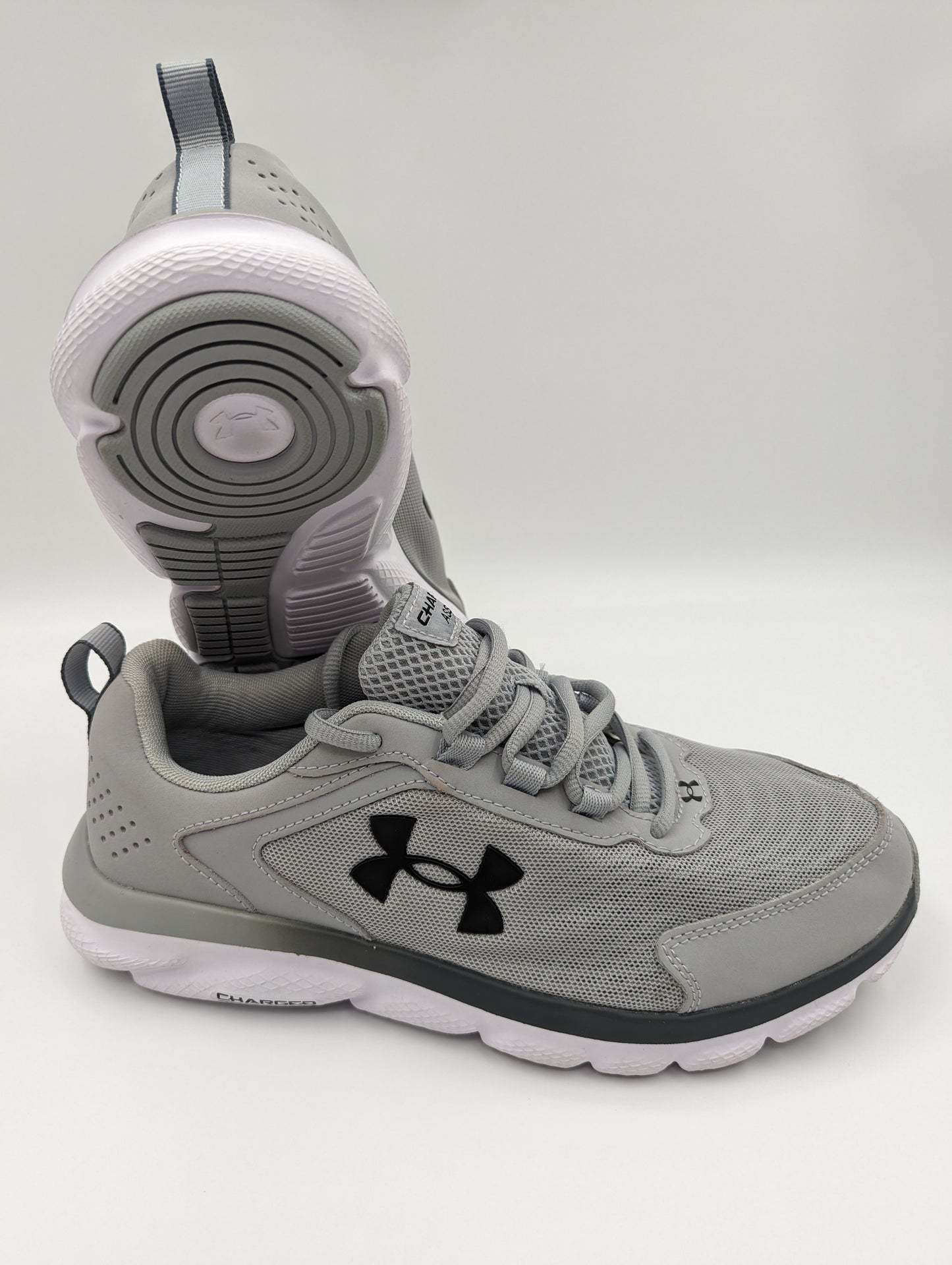 Under Armour Charged Assert Training Gris / Blanco No 26