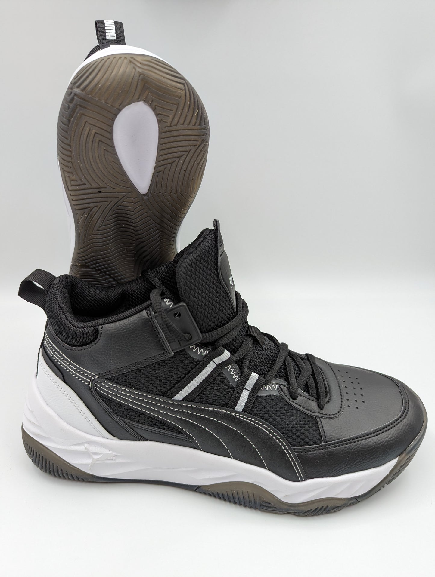 Puma Basketball High Negro / Blanco No 26.5