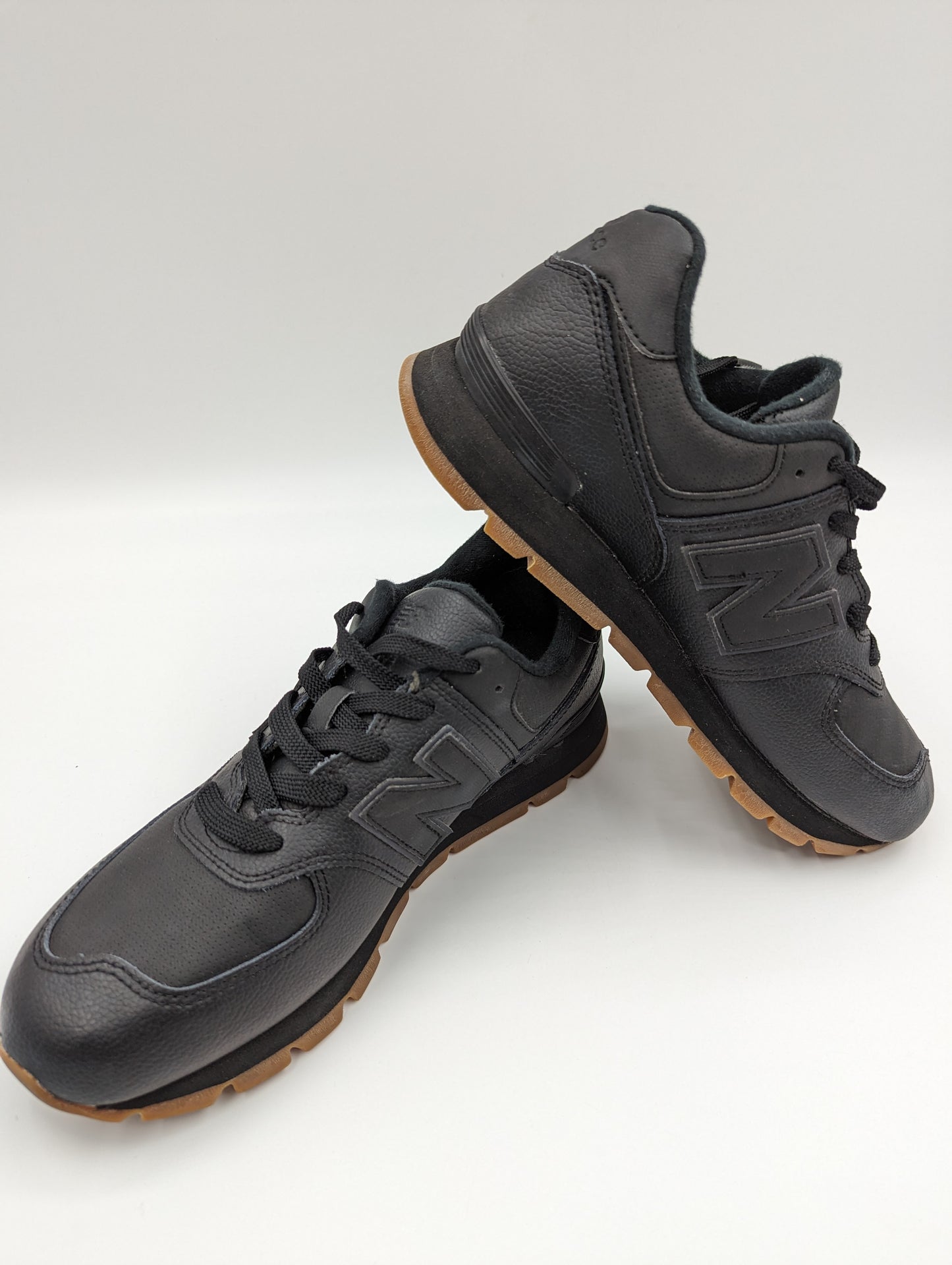 New Balance 574 Casual Negro / Suela Liga No 25