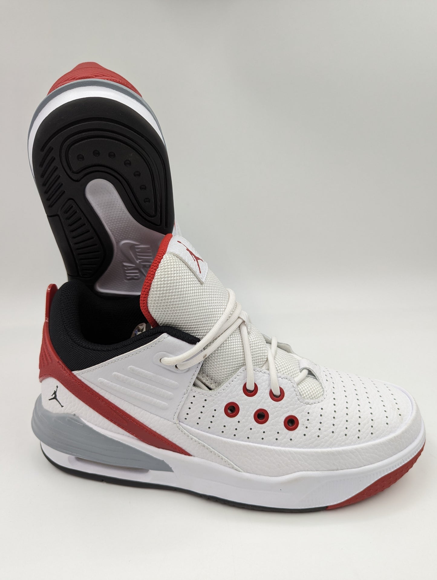 Michael Jordan Aura Basketball / Casual Blanco / Rojo No 25